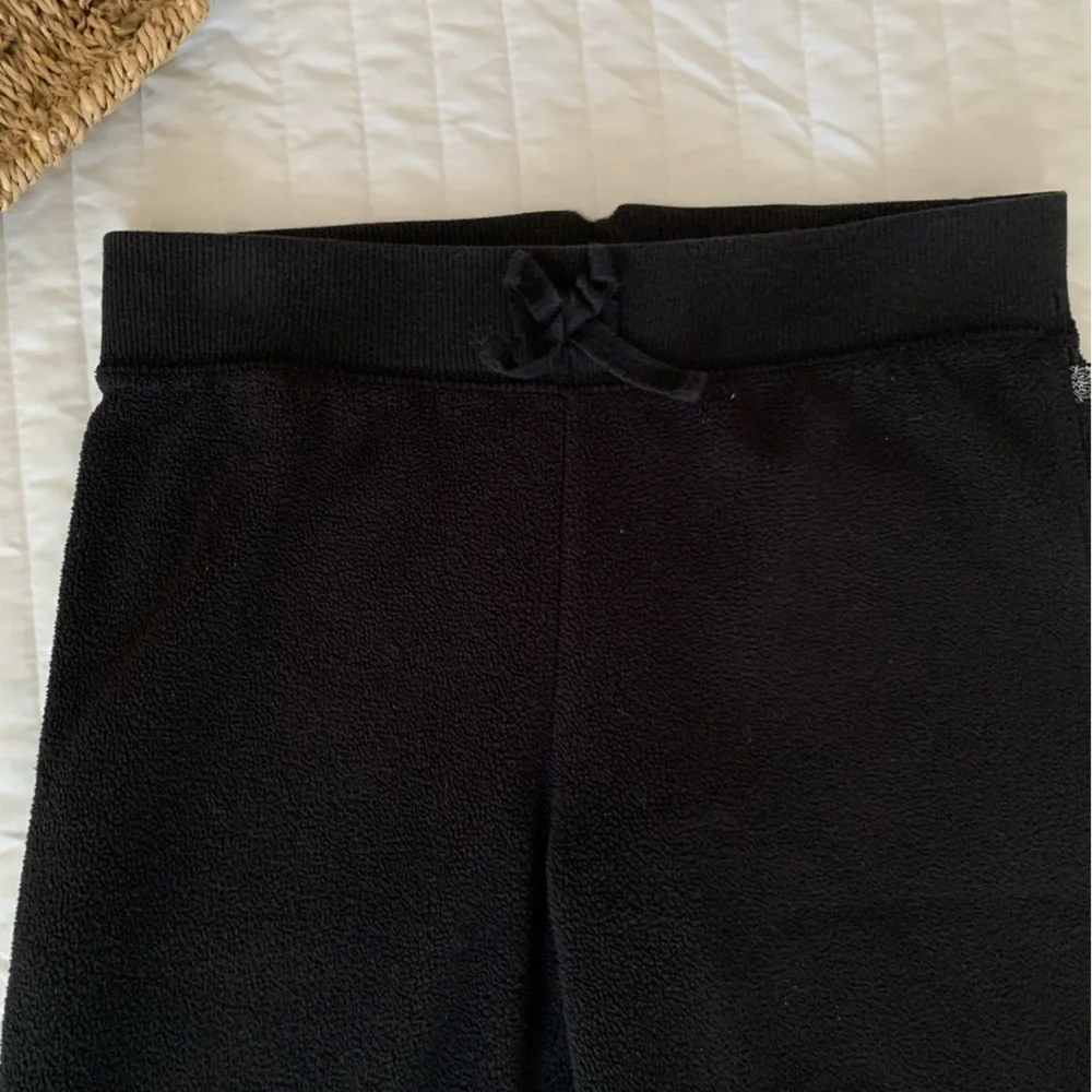 Children's Place Pants Girls Size 10 Black Fleece 1989 Place Bow Stretch Waist